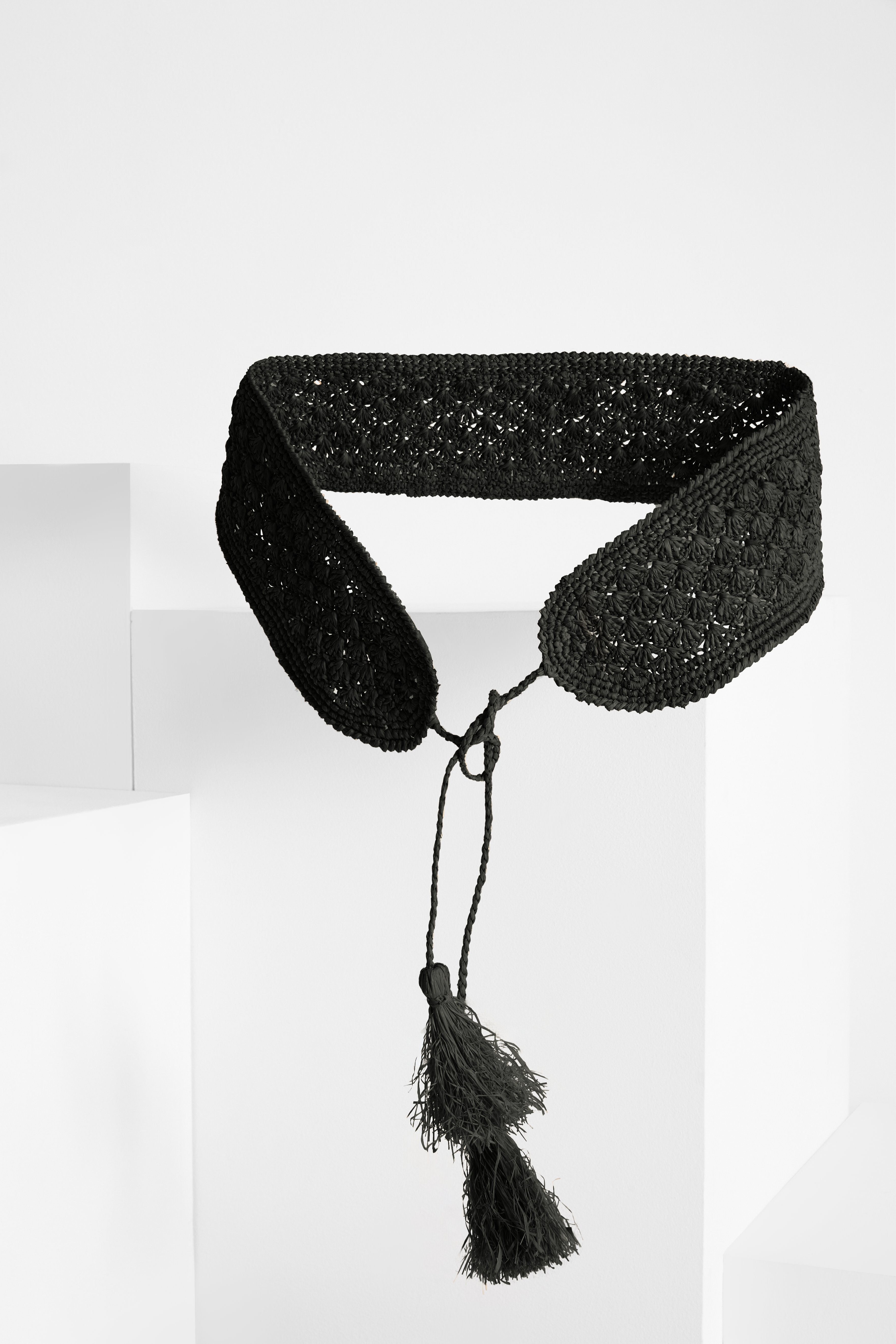 BIKA Black