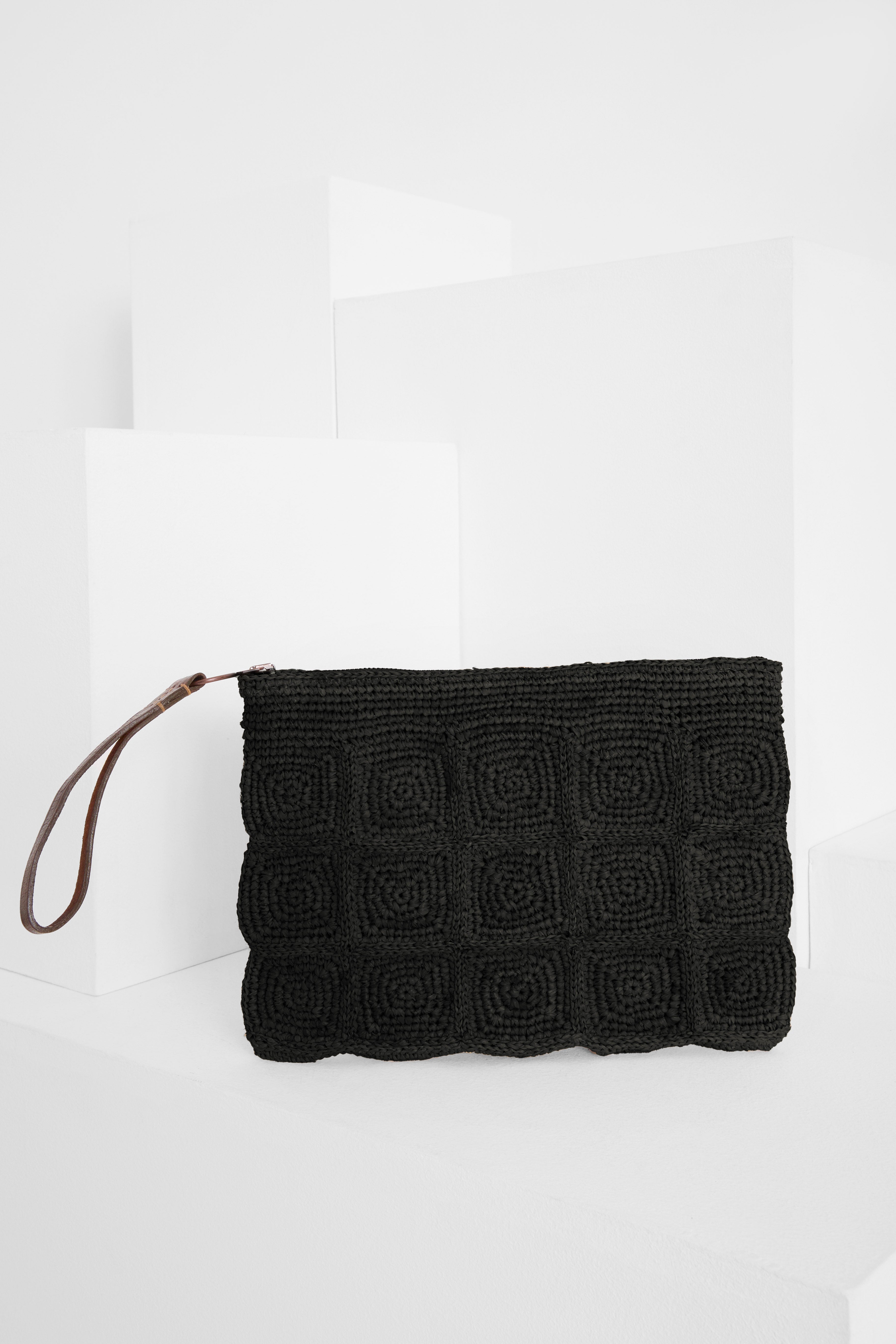TANALA Black