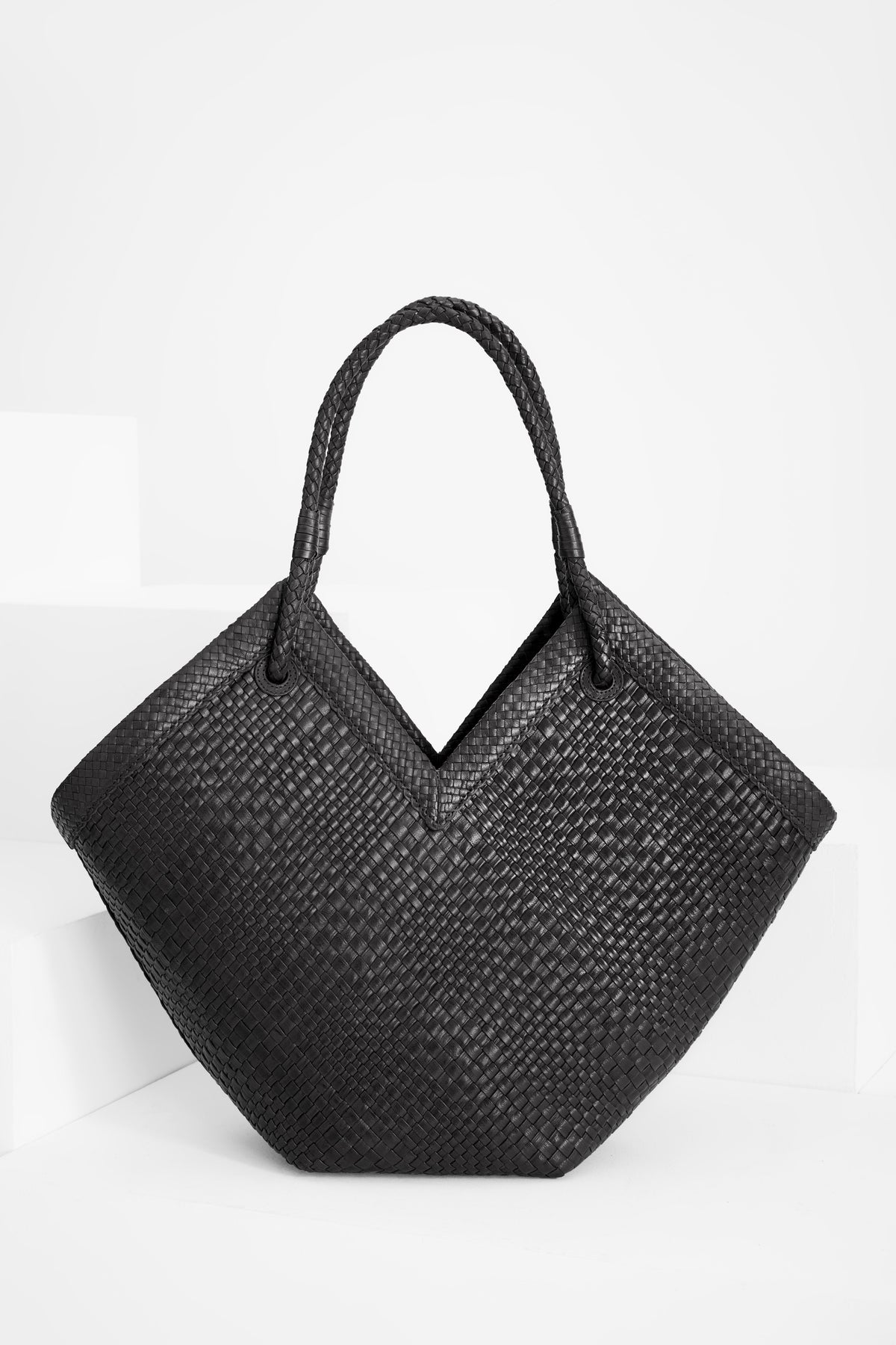 Trinity Large - Black
