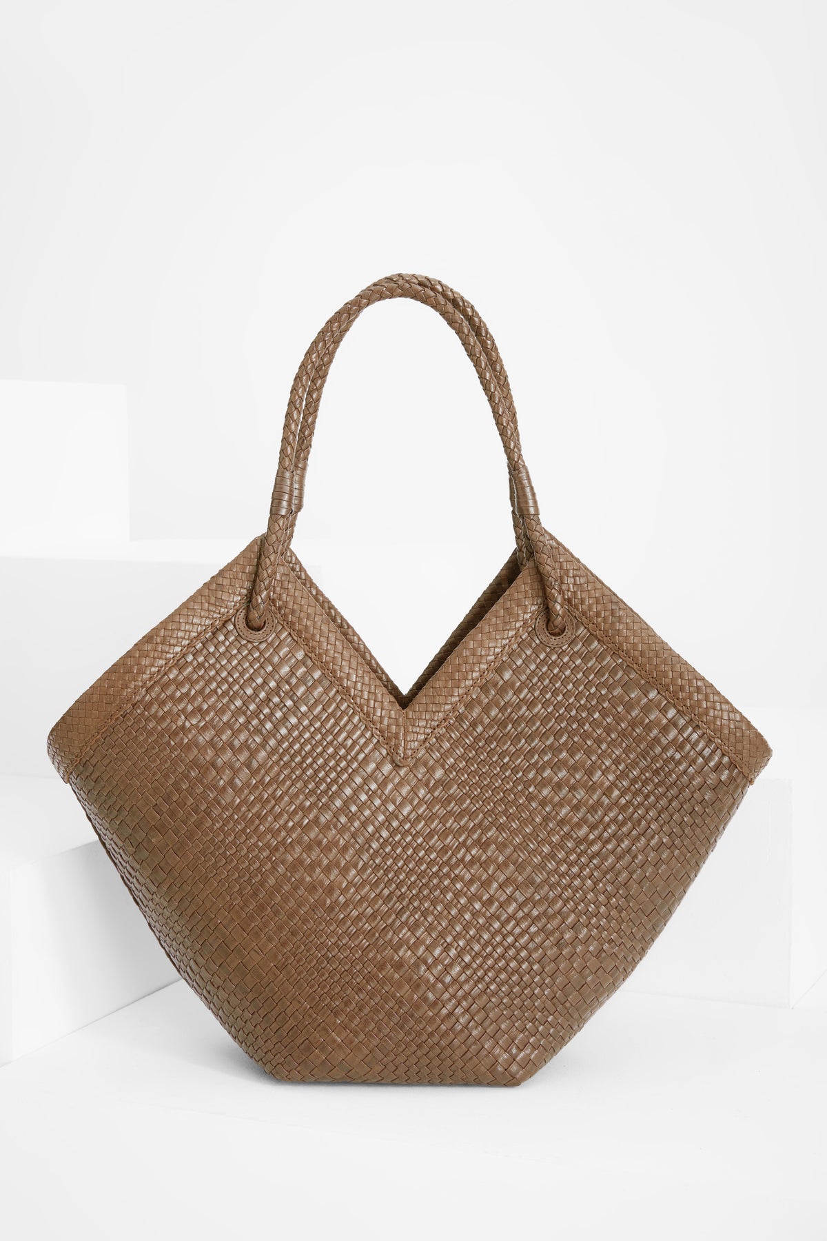 Trinity Large - Mocha